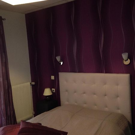Hotel Le Chatelet Saint-Paul-de-Fenouillet Exterior foto